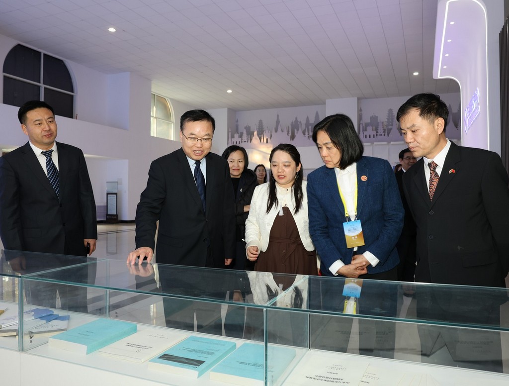 亚洲码欧美码一区二区三区